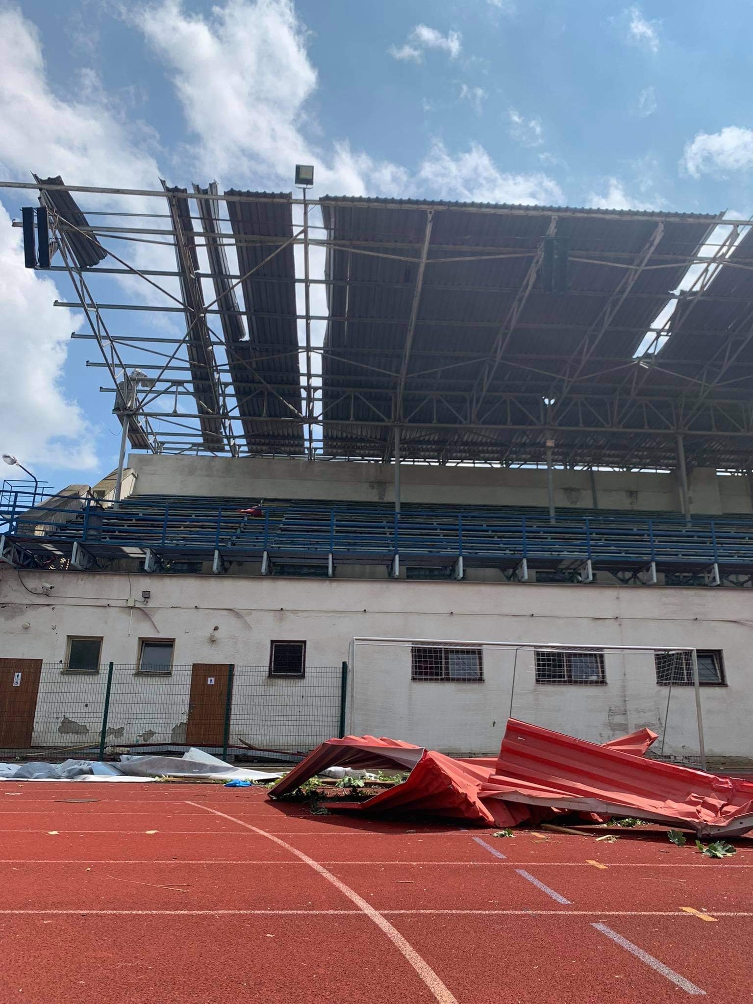 stadionHodonn4